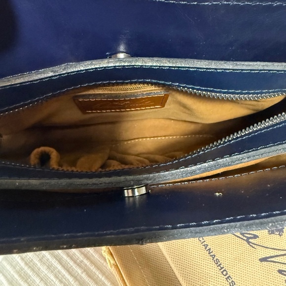 Patricia Nash Leather Rienzo- Le Fleur, Navy Floral Shoulder Bag - Picture 7 of 9